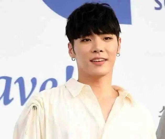 吃瓜韩国娱乐圈,瓜田李下，揭秘明星幕后故事